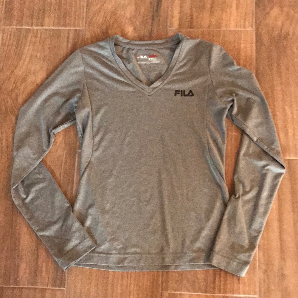 Girls gray Fila long sleeve.